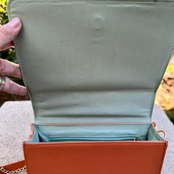 HTF Loungefly Cinderella Book Crossbody - Picture 6 of 9